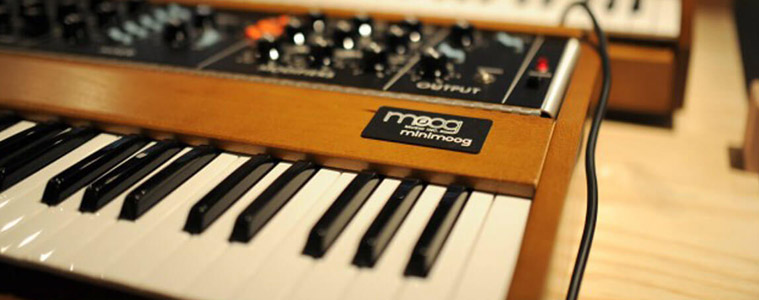 Синтезатор Moog Minimoog Model D