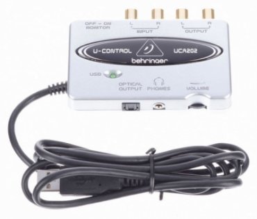 Behringer U-Control UCA202