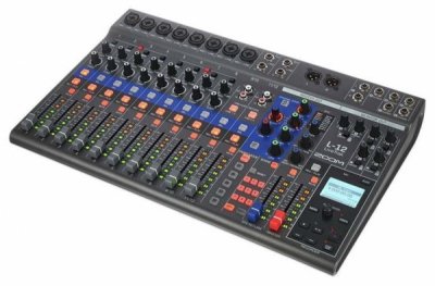 Zoom LiveTrak L-12