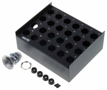 The Sssnake Stagebox204