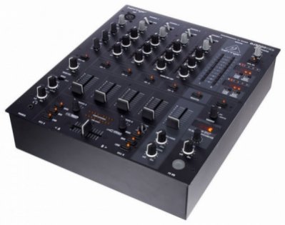 Behringer PRO MIXER DJX900USB
