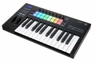 Novation Launchkey 25 MK3