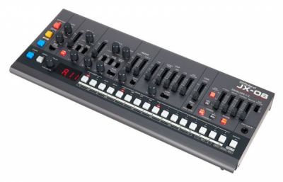 Roland JX-08