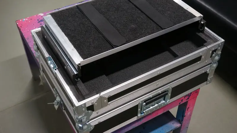 12inch NI TRAKTOR S4 Case