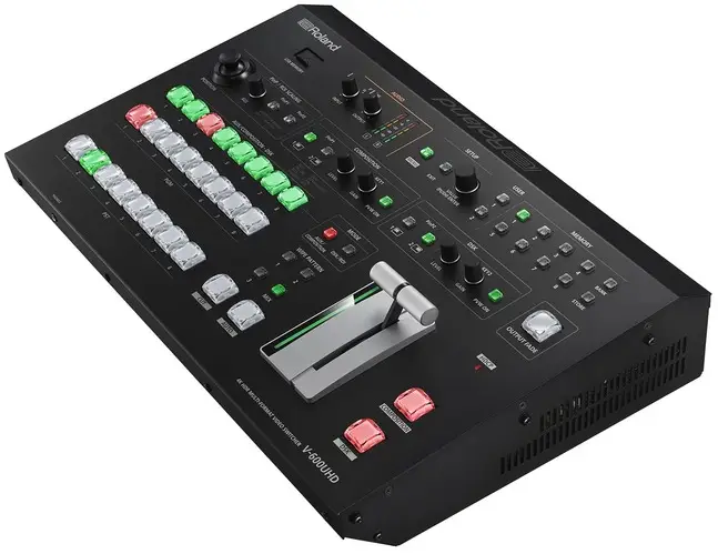 Roland V-600UHD