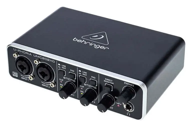 Behringer U-Phoria Studio PRO