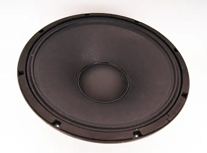 Soundking FB1803H