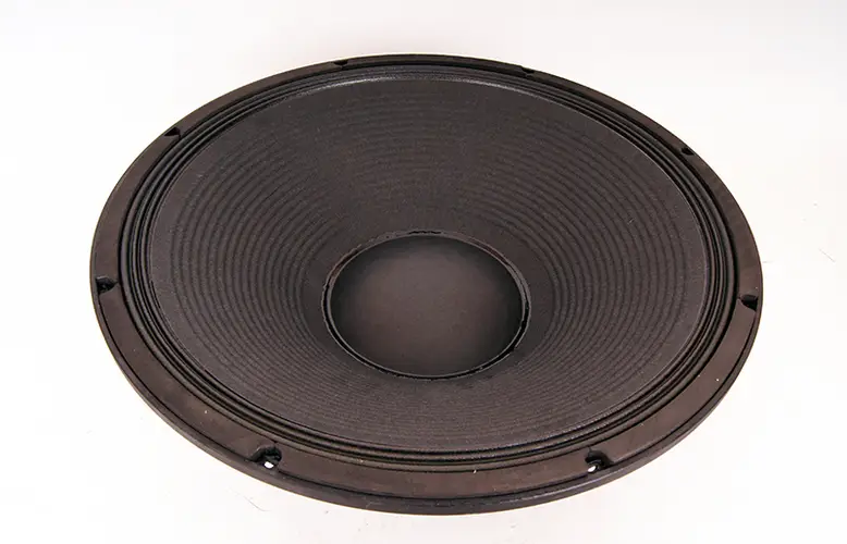 Soundking FA2241H