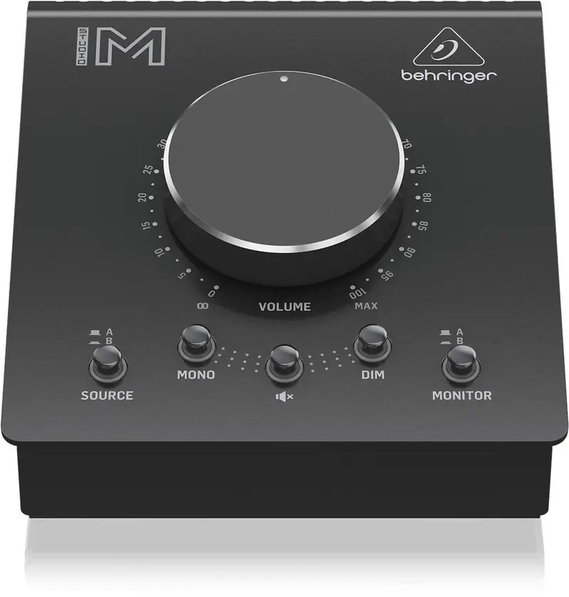 Behringer Studio M
