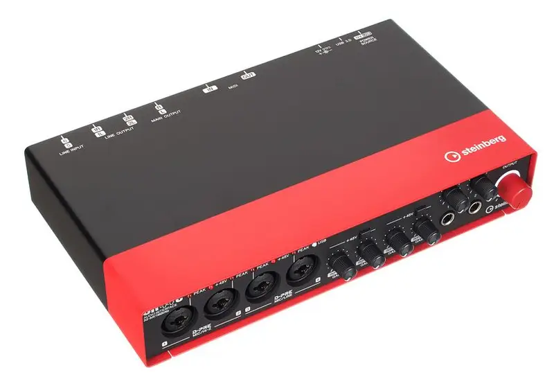 Steinberg UR44C Red
