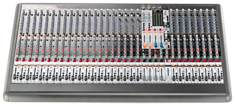 Behringer XENYX XL3200