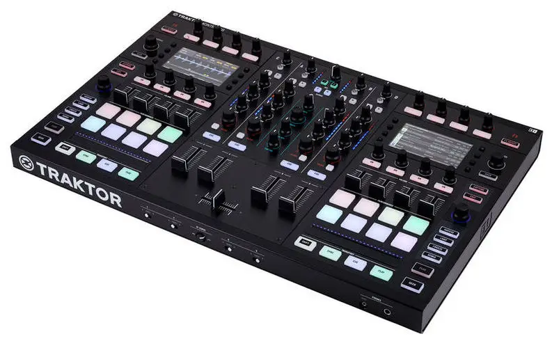 Native Instruments Traktor Scratch A6 — купить в DJSTORE