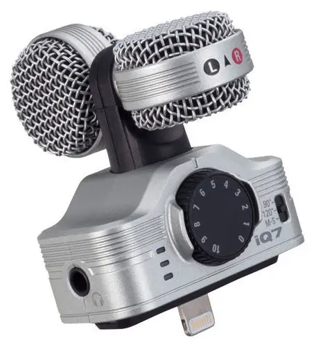 Zoom iQ7