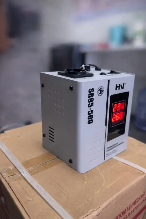 Релейный стабилизатор напряжения HN SR95-500