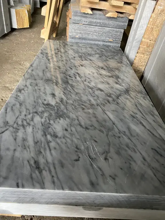 Памятники «Уфалейский» мрамор от 20 комплектов