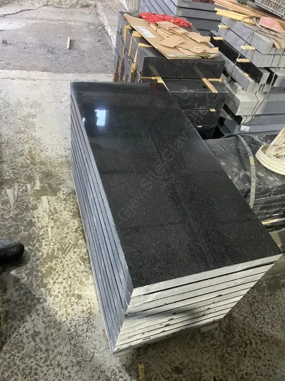 Габбро-диабаз. М3. от 10 штук.