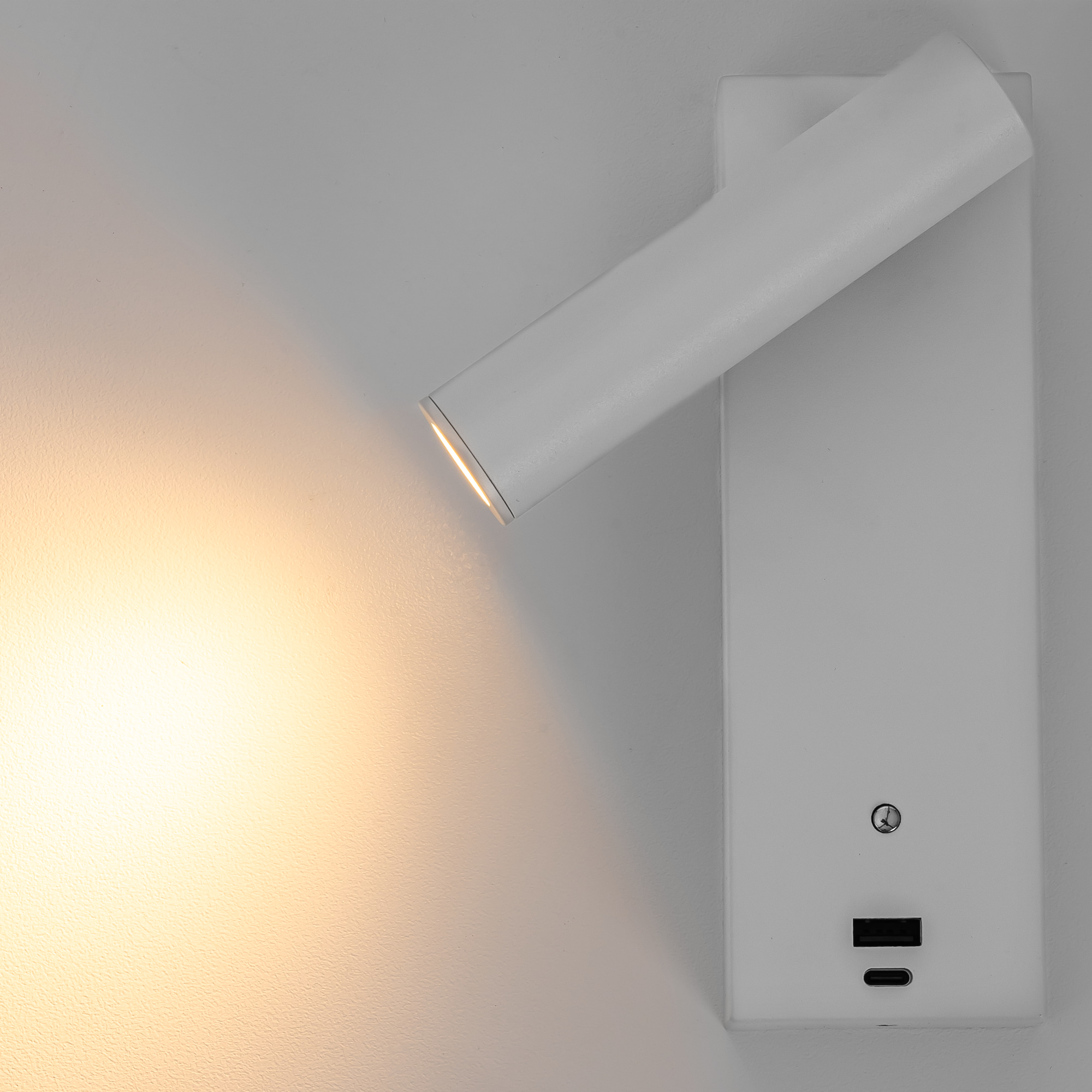 Citilux Декарт CL704430 LED USB Светильник с выключателем Белый арт. 89372