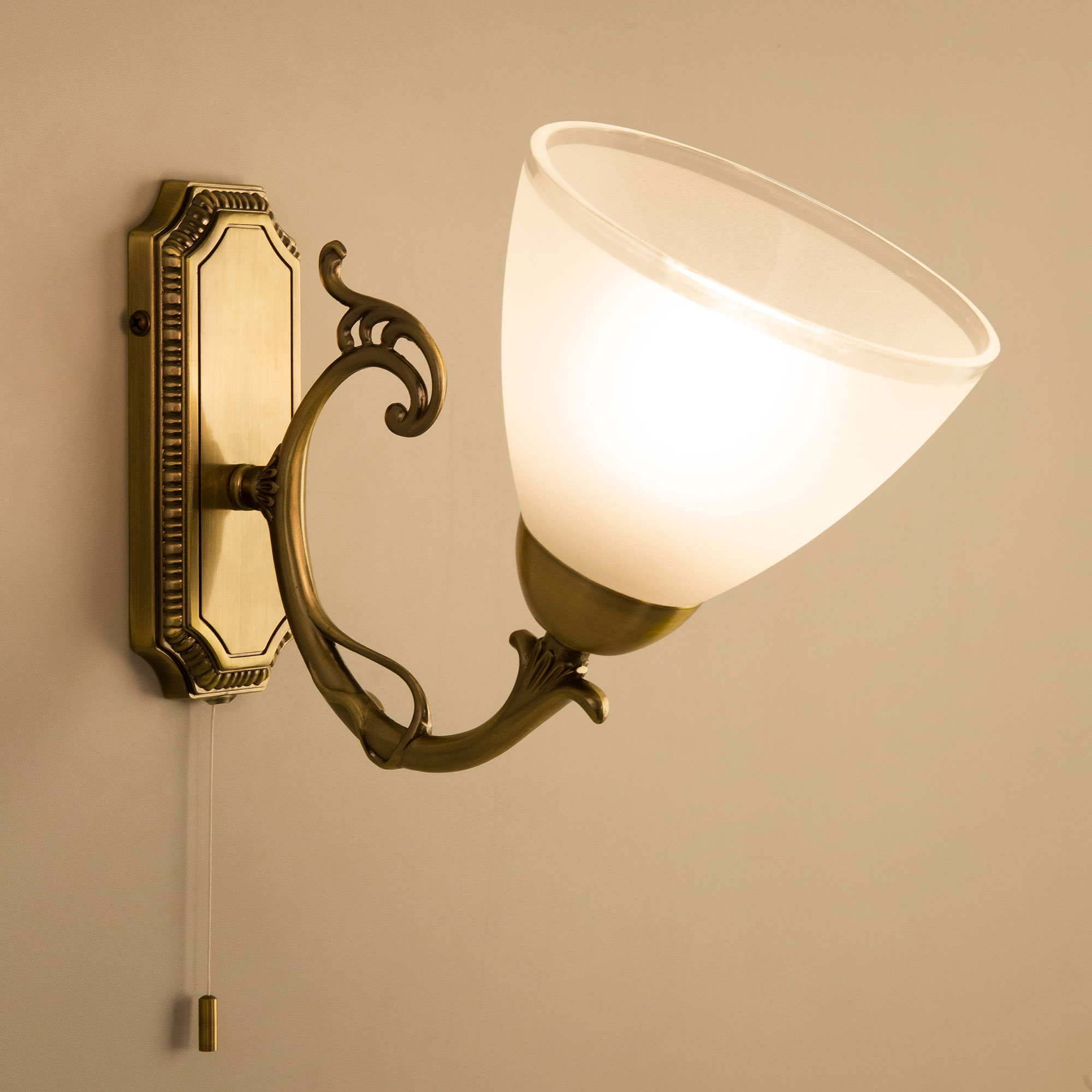 Citilux Латур CL413411 Бра с выключателем Бронза арт. 88690