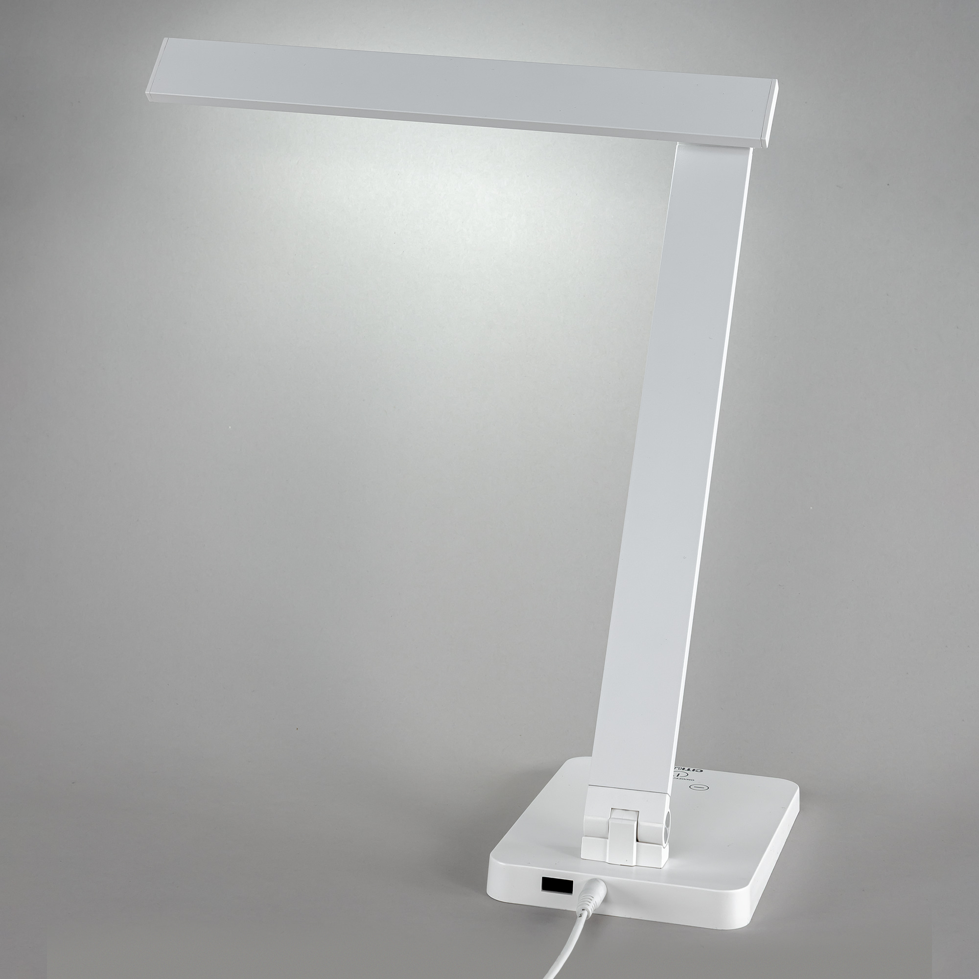 Citilux Ньютон CL803080 Настольный светильник с диммером Белый арт. 88870