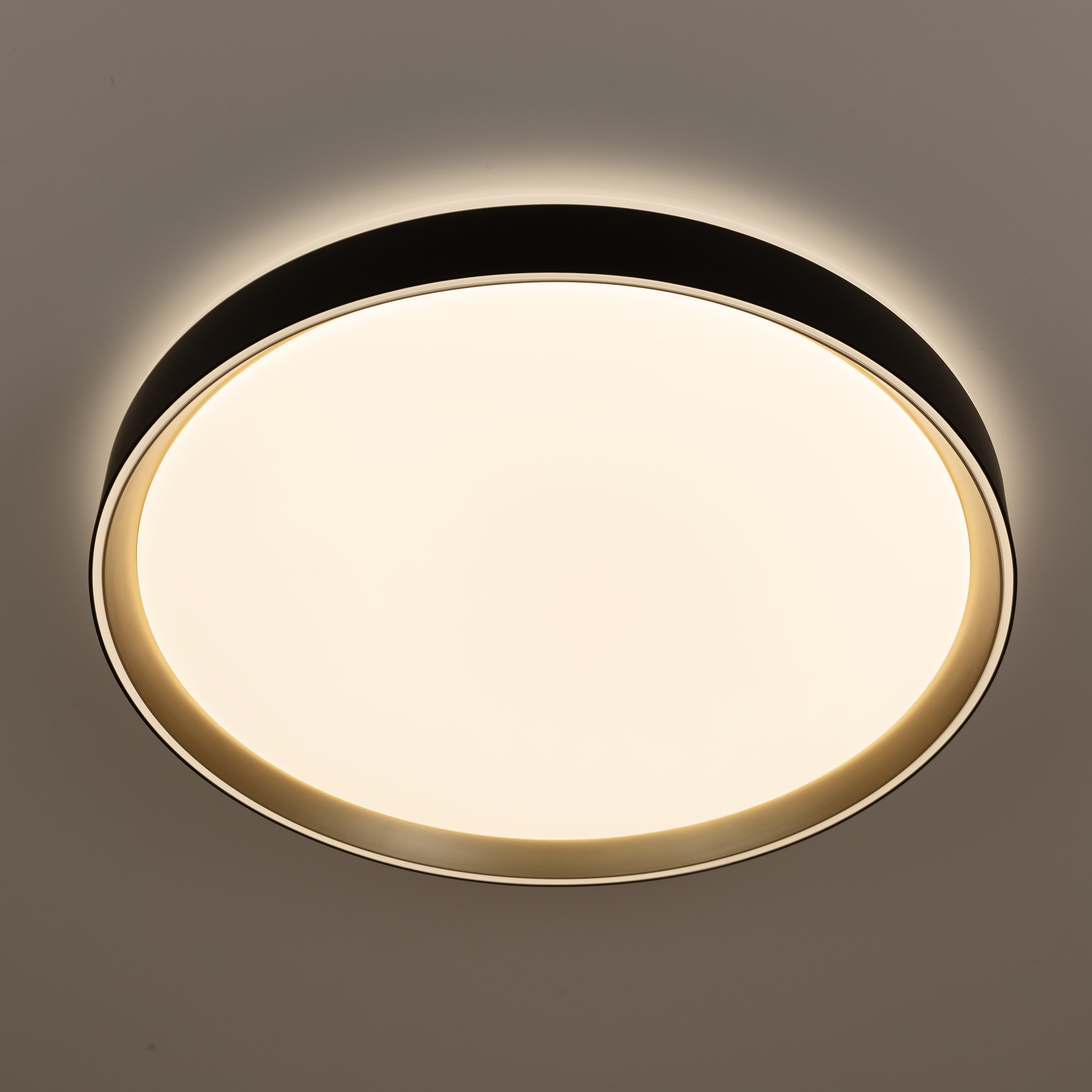 Citilux BOSS CL751451G LED RGB Светильник с пультом Чёрный с Золотом арт. 89179