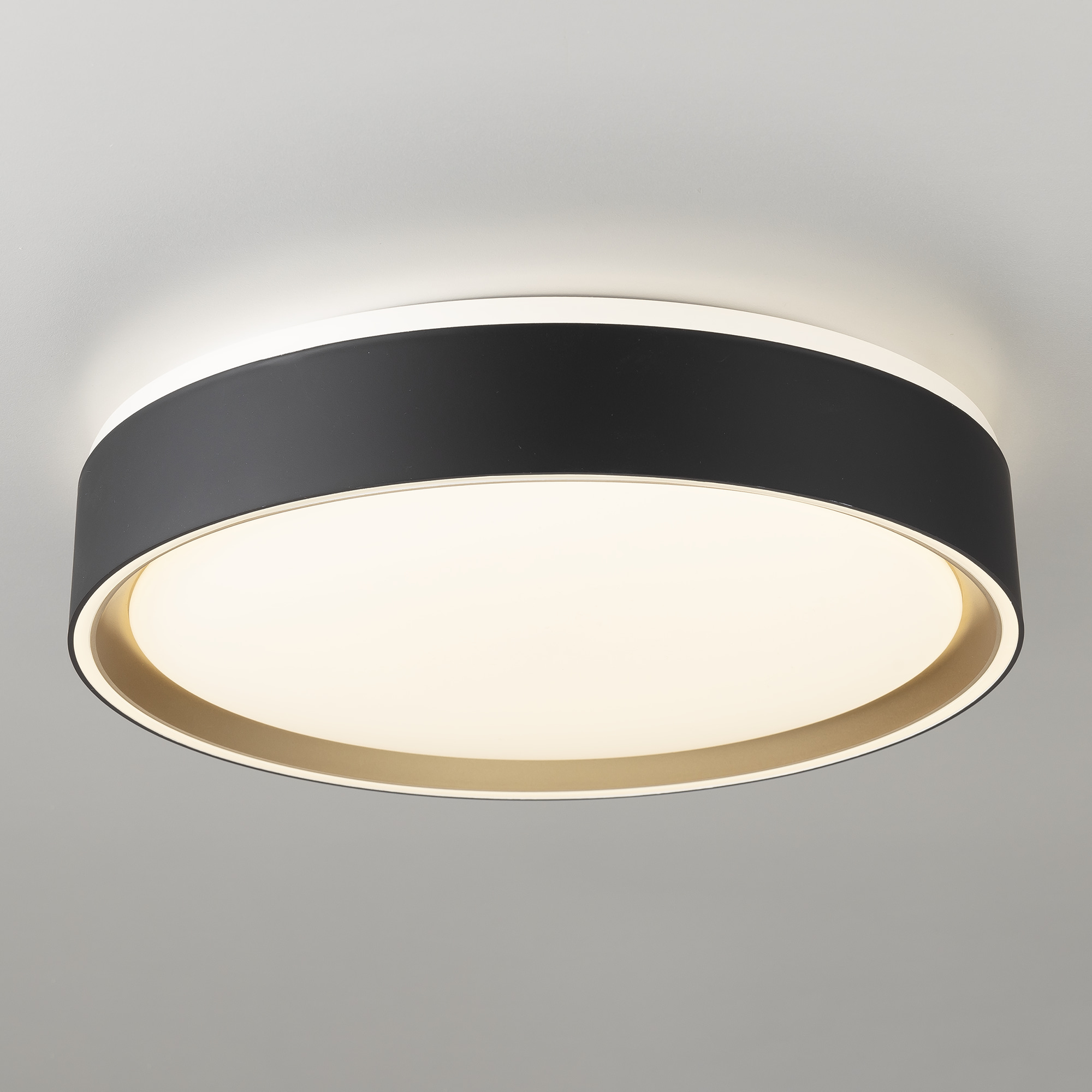 Citilux BOSS CL751251G LED RGB Светильник с пультом Чёрный с Золотом арт. 89221