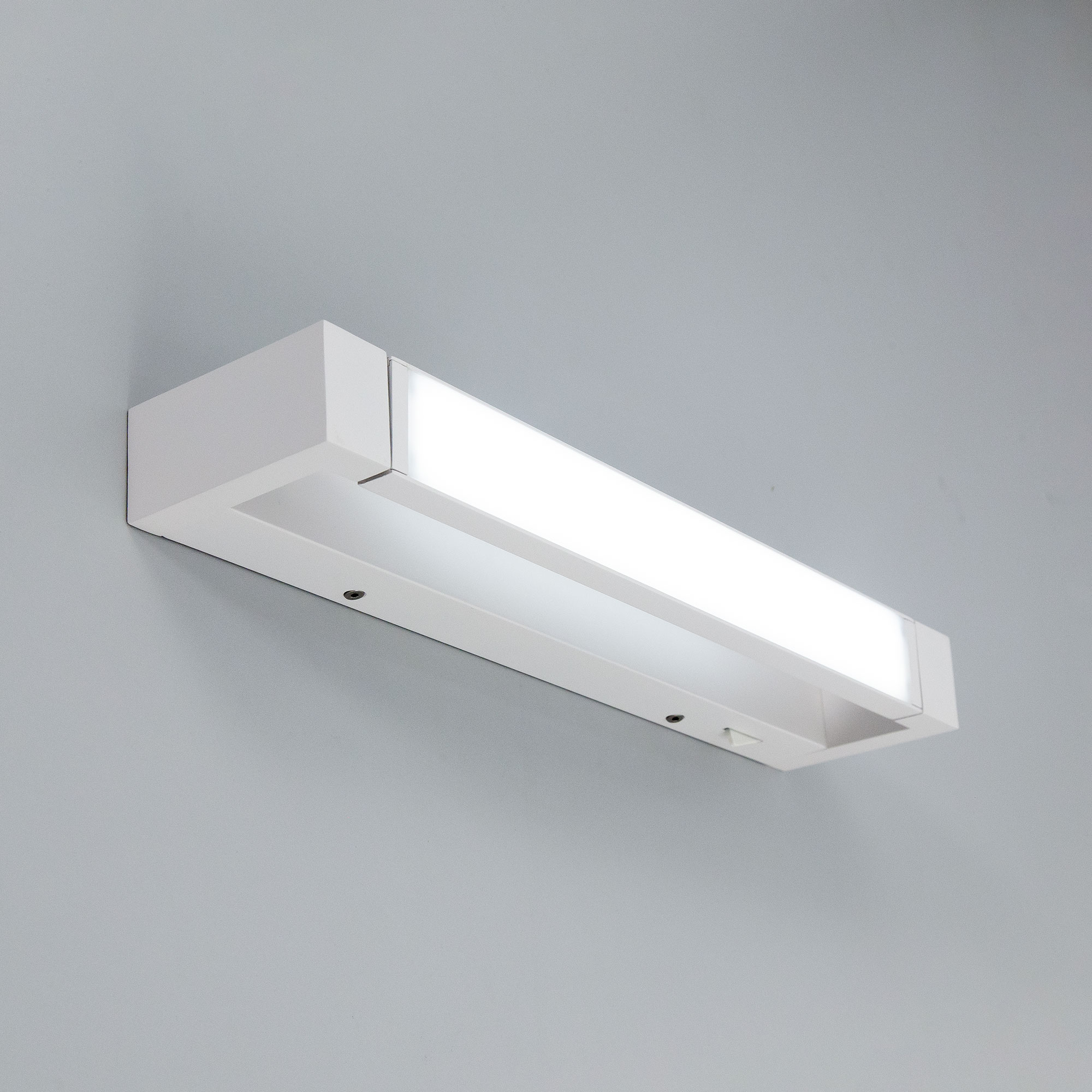 Citilux Визор CL708240N LED Настенная подсветка с выключателем Белая арт. 88584