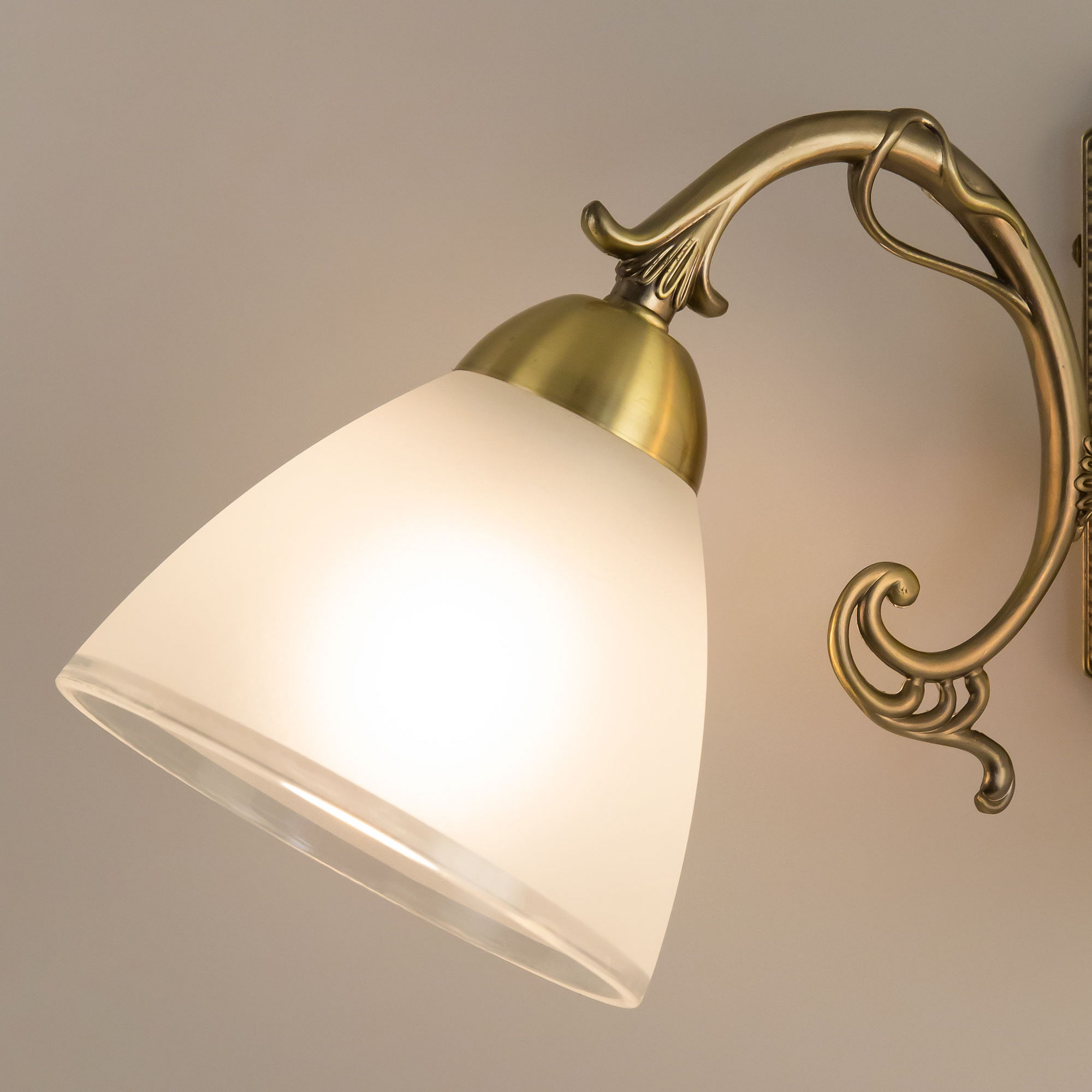 Citilux Латур CL413421 Бра с выключателем Бронза арт. 88685
