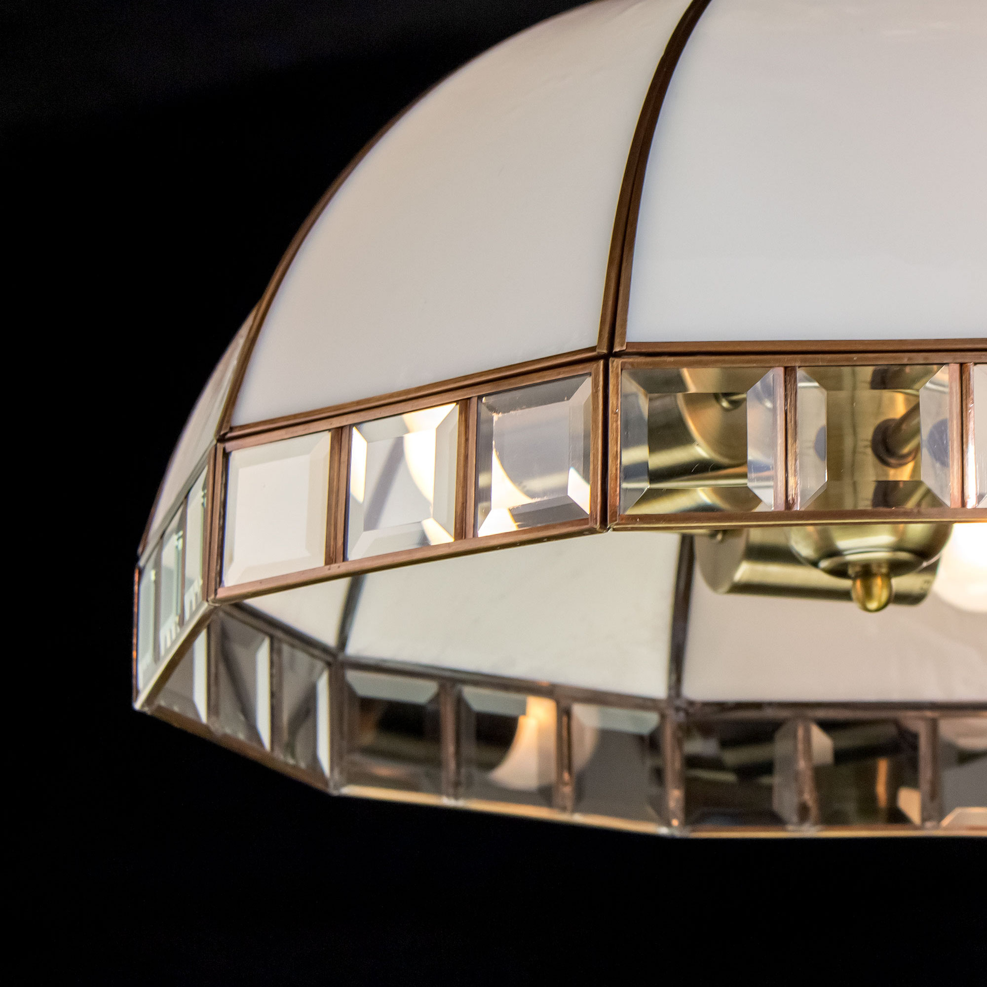 Citilux Шербург-1 CL440132 Люстра витражная подвесная Бронза арт. 88127