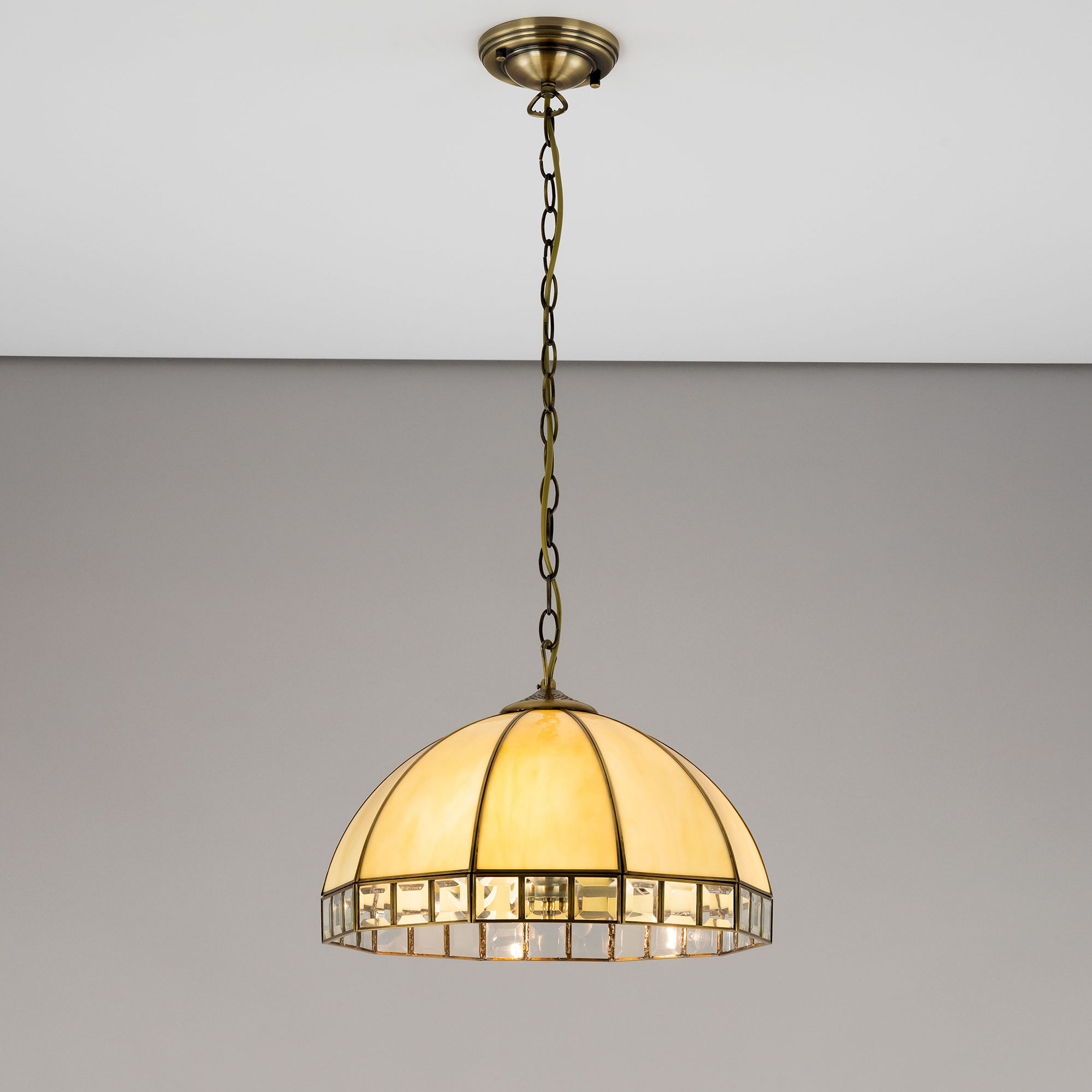 Citilux Шербург-1 CL440131 Люстра витражная подвесная Бронза арт. 88295