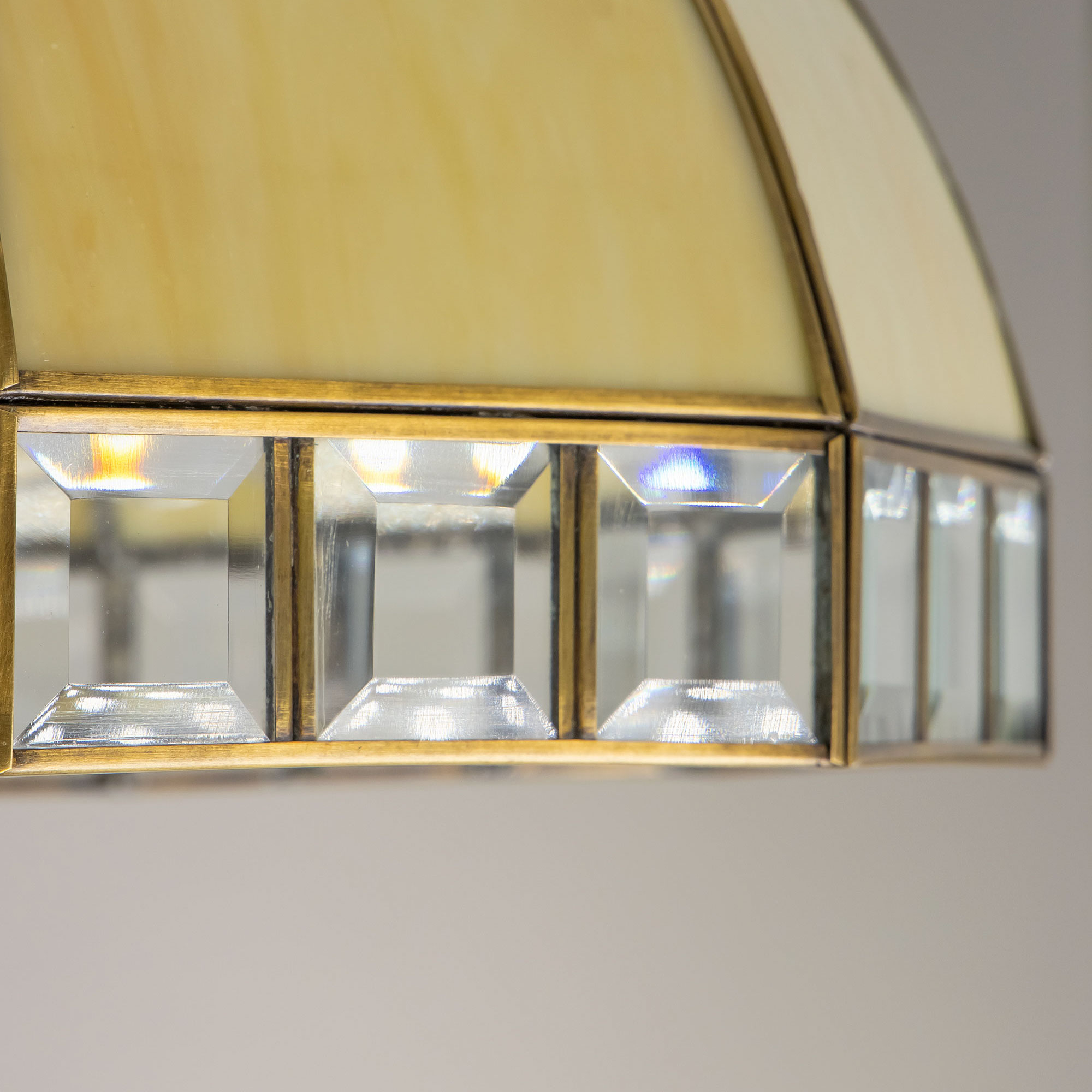 Citilux Шербург-1 CL440131 Люстра витражная подвесная Бронза арт. 88295