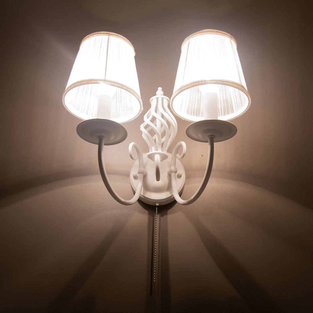 Citilux Ровена CL427320 Бра с абажурами с выключателем Белое арт. 88335