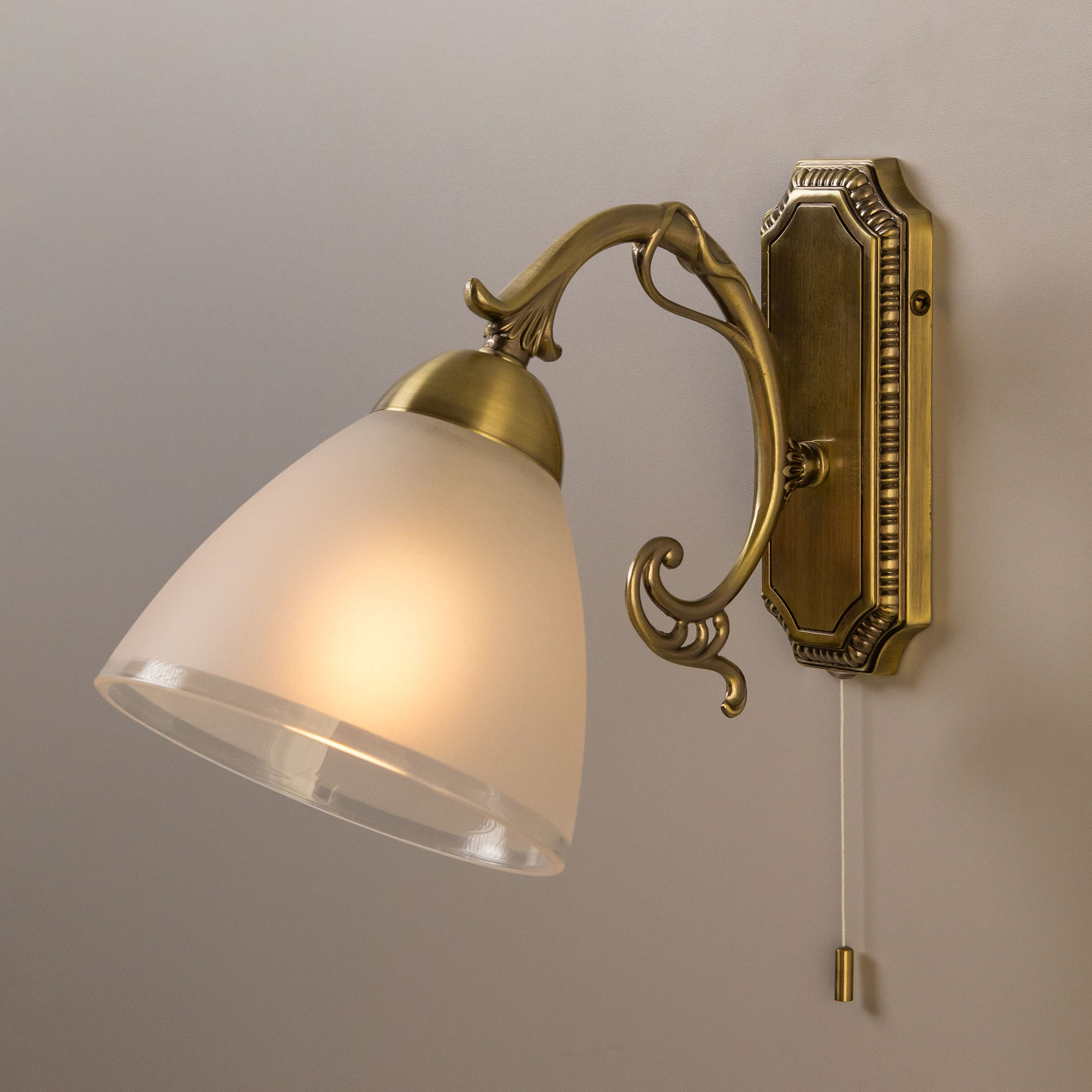 Citilux Латур CL413411 Бра с выключателем Бронза арт. 88690