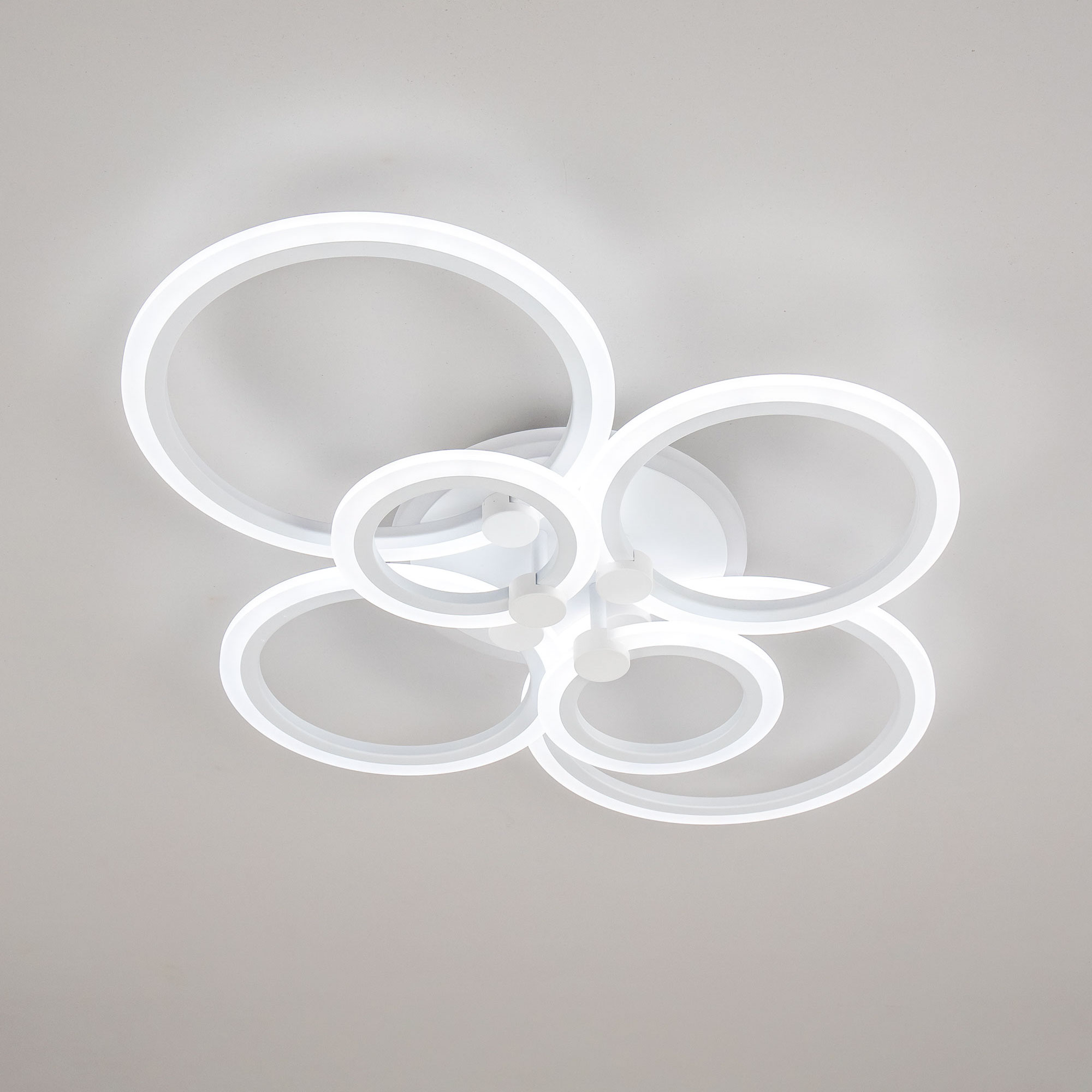 Citilux Сента CL237B160E RGB Люстра с пультом Белая арт. 88764