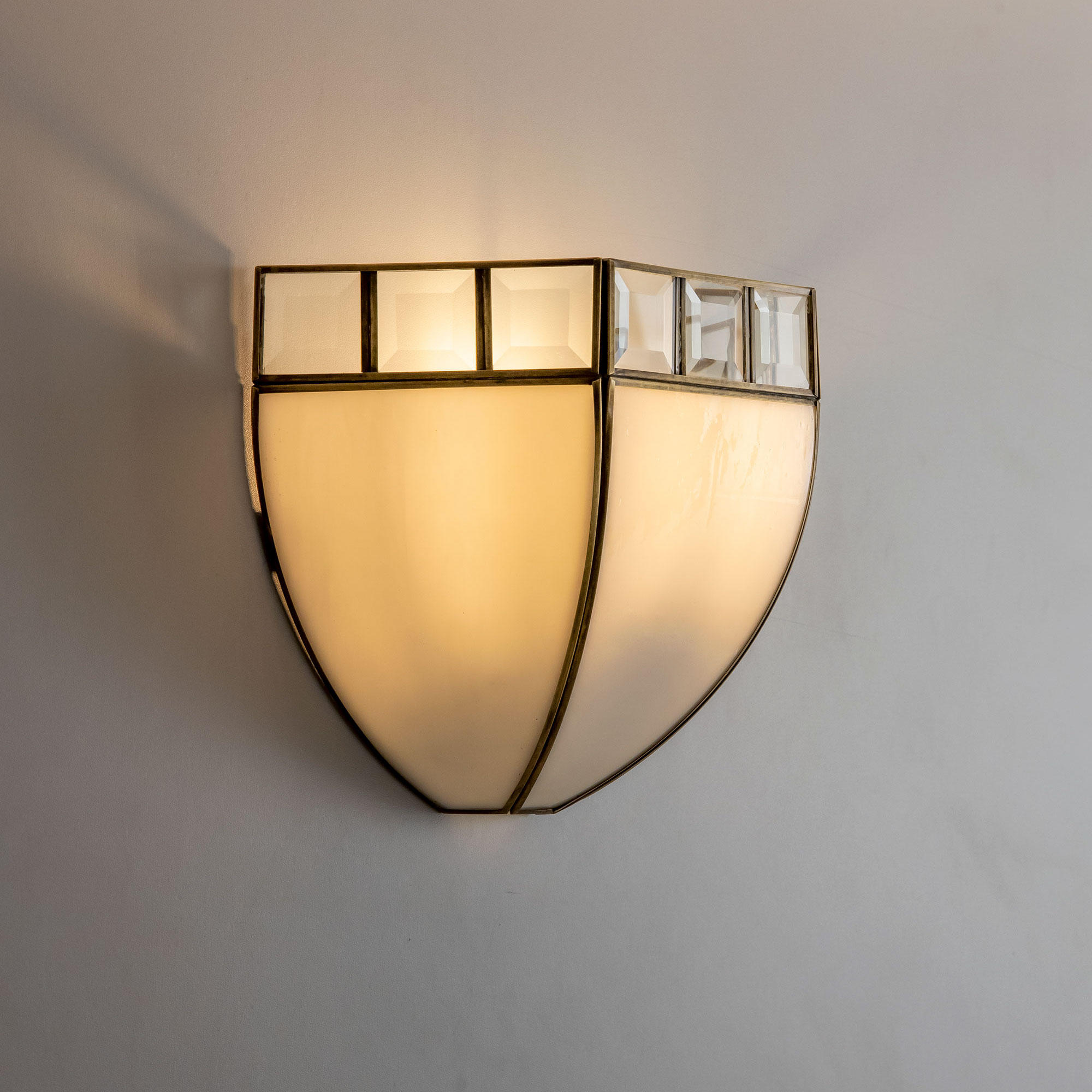 Citilux Шербург-1 CL440312 Бра витражное Бронза арт. 88148