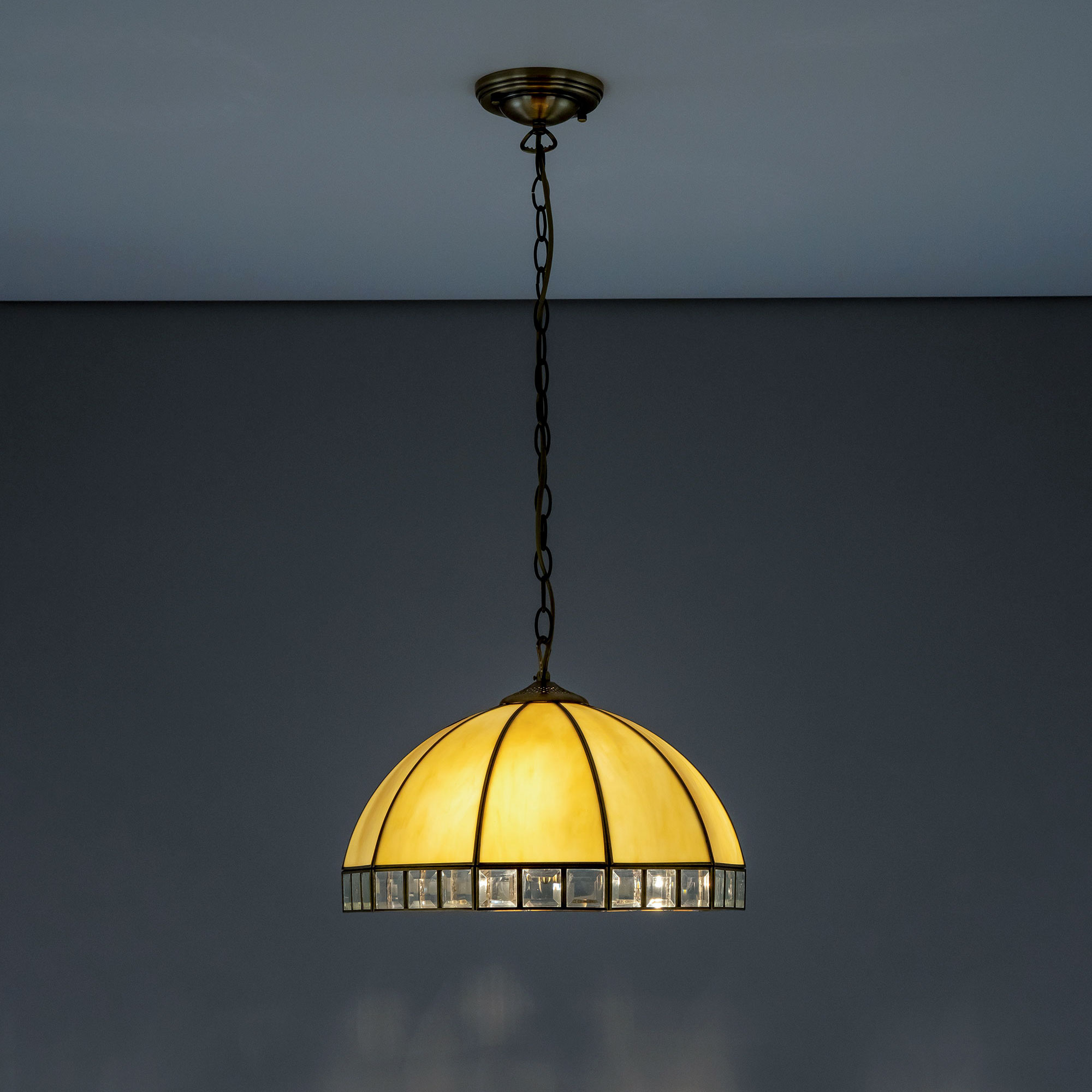 Citilux Шербург-1 CL440131 Люстра витражная подвесная Бронза арт. 88295