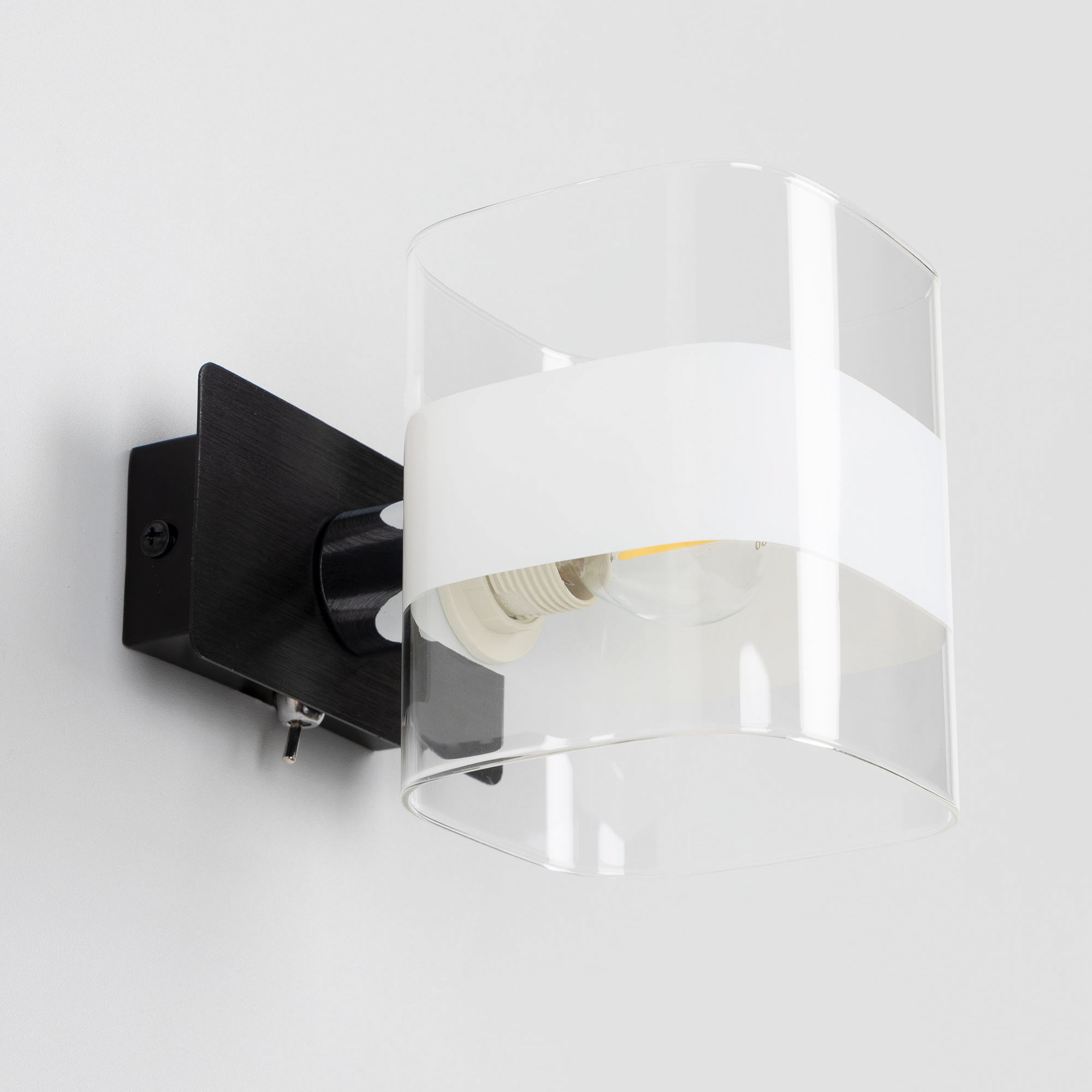 Citilux Вирта CL139312 Бра с выключателем Чёрное арт. 88892