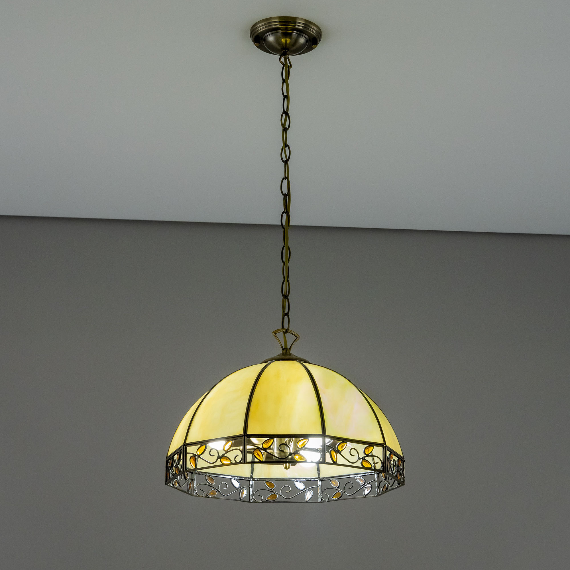 Citilux Шербург-2 CL440231 Люстра витражная подвесная Бронза арт. 88023