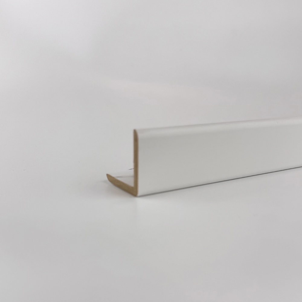 Corner classic sowt white/Уголок классика мягкий белый 2800*25*25 арт. 122145