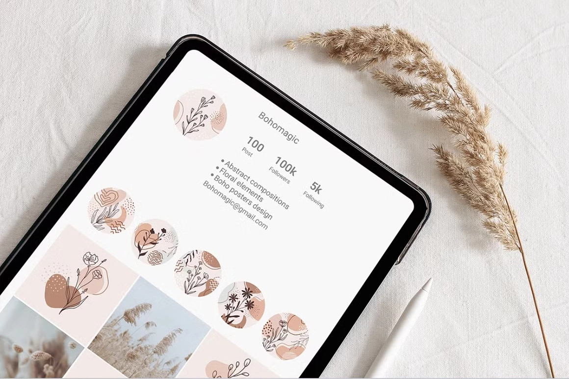 Большая абстрактная коллекция с цветочными элементами - скриншот 1