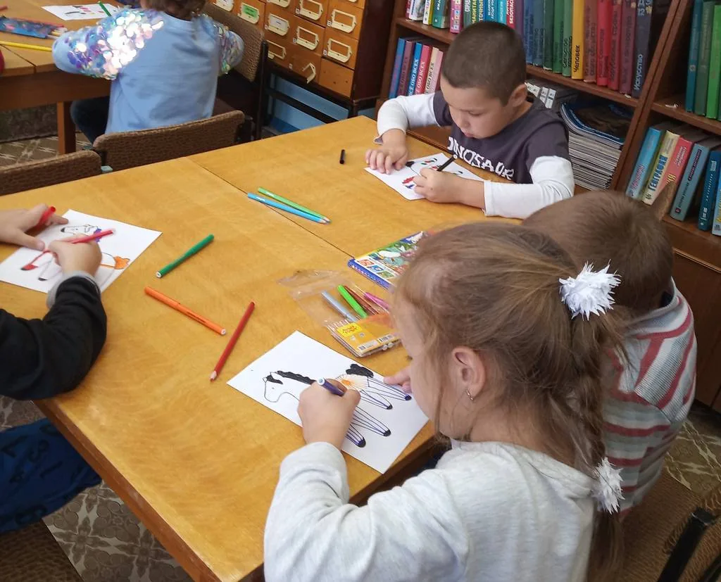 «Это что за хоровод в селе Дымково живет?»