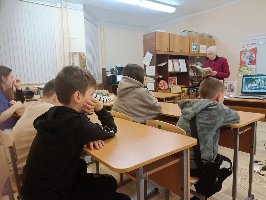 Библиотека-филиал №8 принимает участие в VII Международной Акции "Читаем о блокаде"