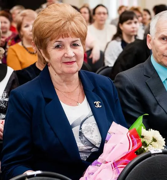 Уважаемые коллеги, ветераны библиотечного труда, читатели! Примите искренние поздравления с Общероссийским днем библиотек!