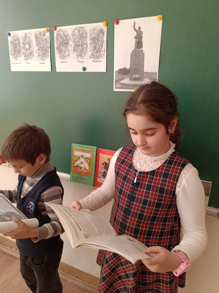 Фольклорно-краеведческий час «Богатыри родного края»