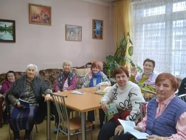 "Есть женщины в русских селеньях"