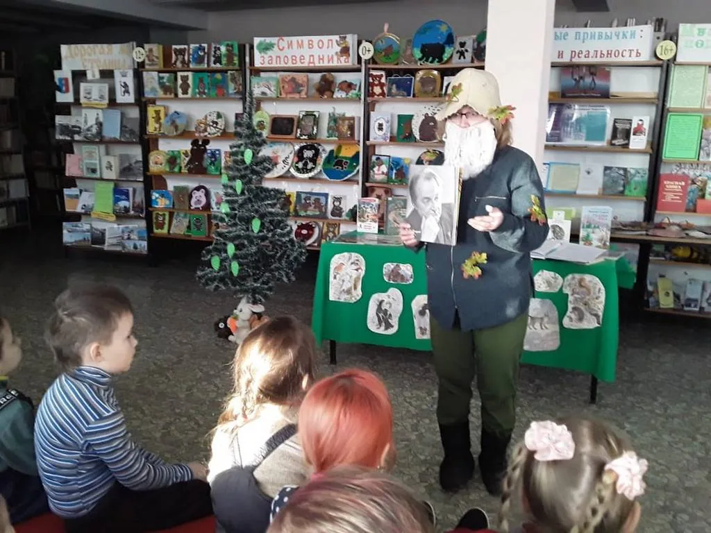 Литературная прогулка «Загадки в лесу на каждом шагу»