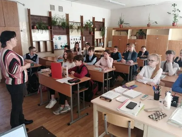 Урок истории «Шли мои земляки по дорогам войны».