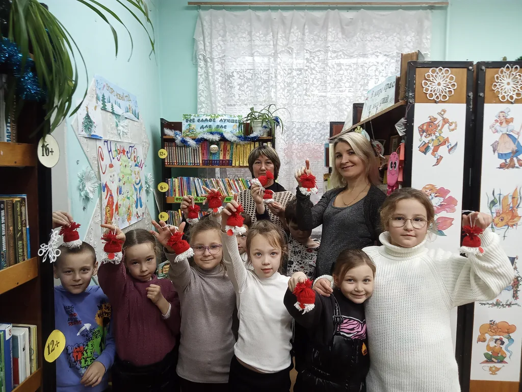 Мастер-класс  «Мастерская снеговика : новогодняя игрушка»