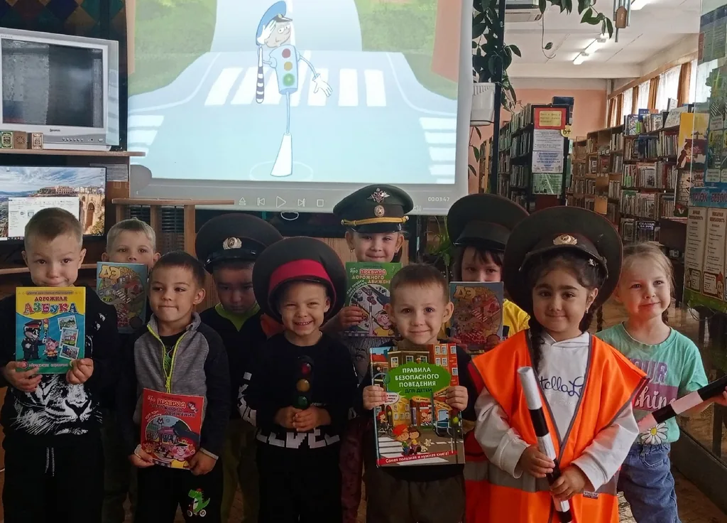 Занимательный час «В городе дорожных наук»