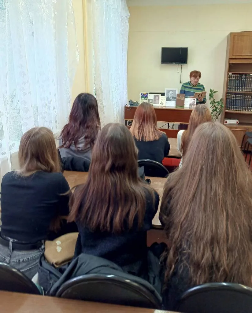 Час родной поэзии «Мой марийский, мой ласковый край»