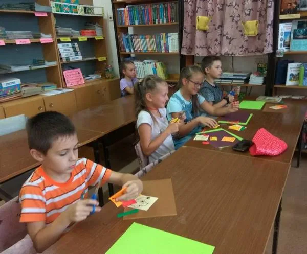 Занятия по лепке из пластилина и конструирование из бумаги «Детские руки творят чудеса»